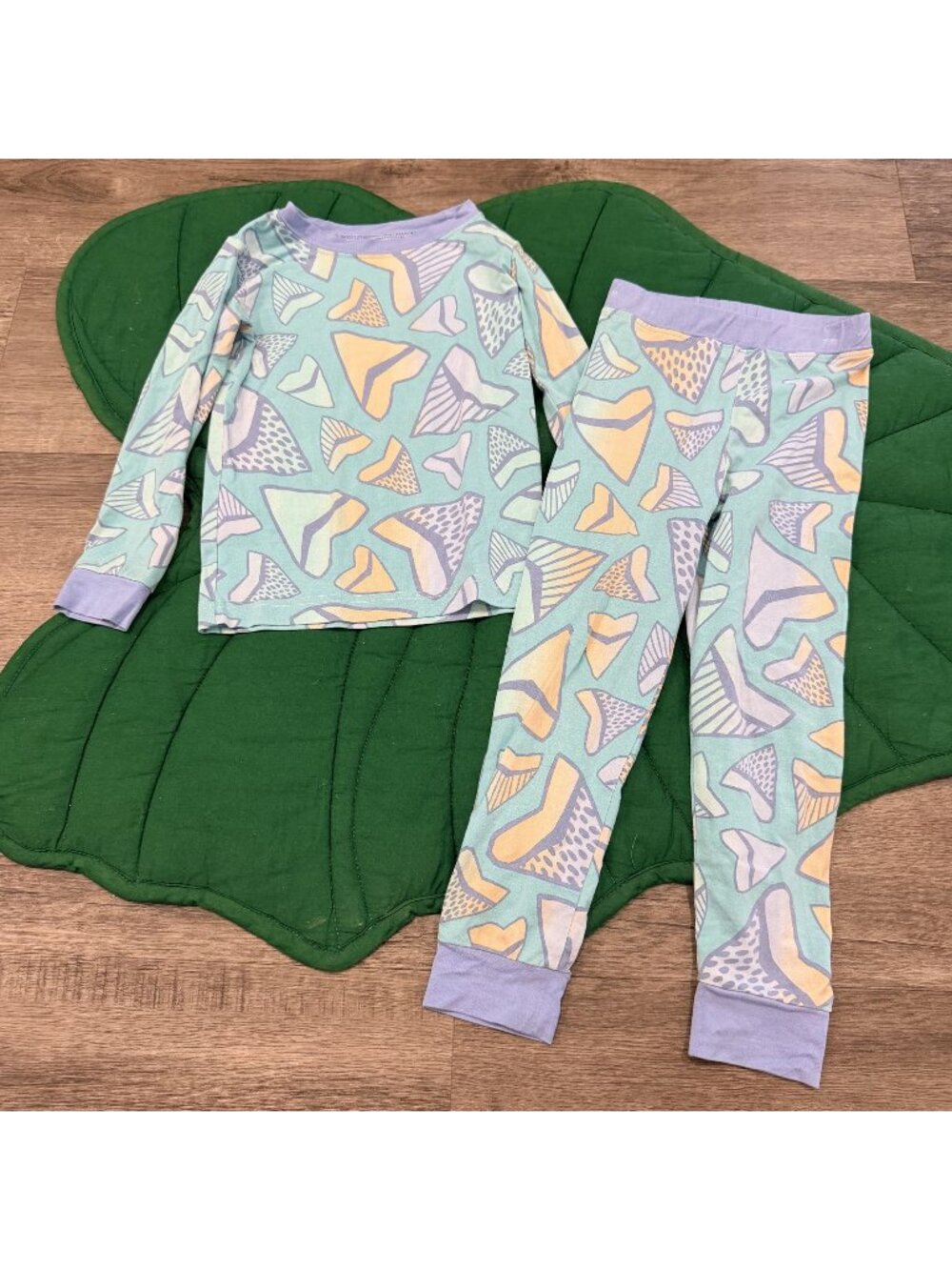 Coco Moon Hawaii Bamboo 2T Shark Tooth Print Pajama Set